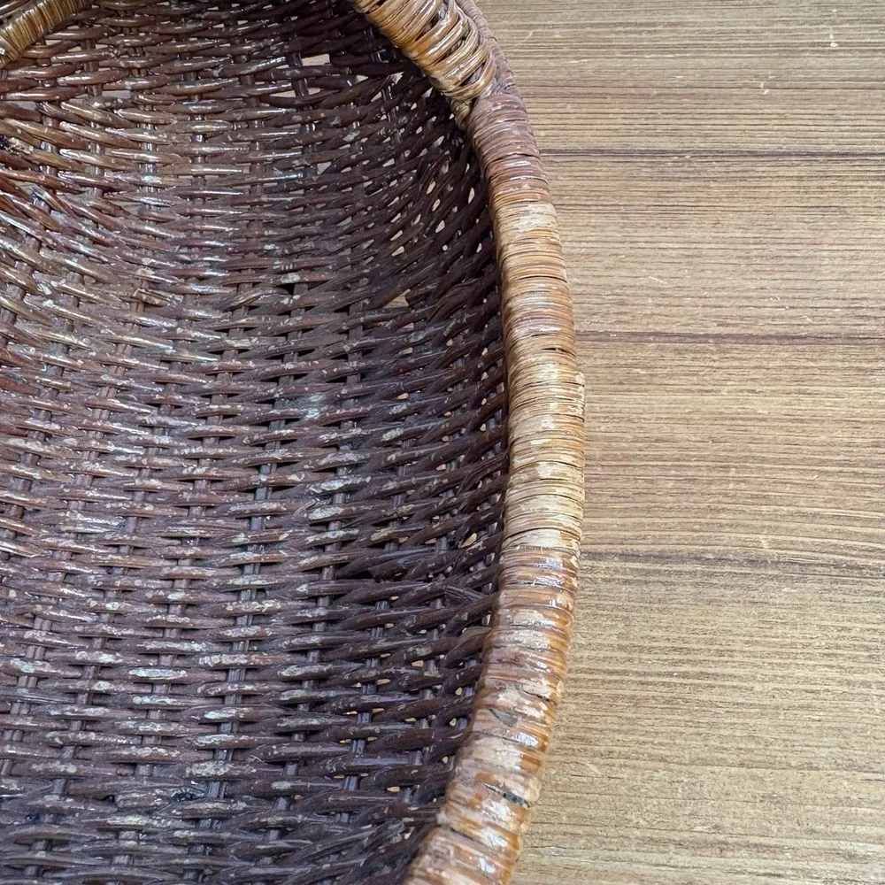Vintage Wicker Duck Shaped Basket Handwoven Rattan Decorative Tray 8